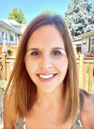 Glen Grove is excited to welcome Nicole Bright to our school community! Her experience in D34 and beyond will be a huge asset to our fourth-grade team. It's going to be a great year at Glen Grove!