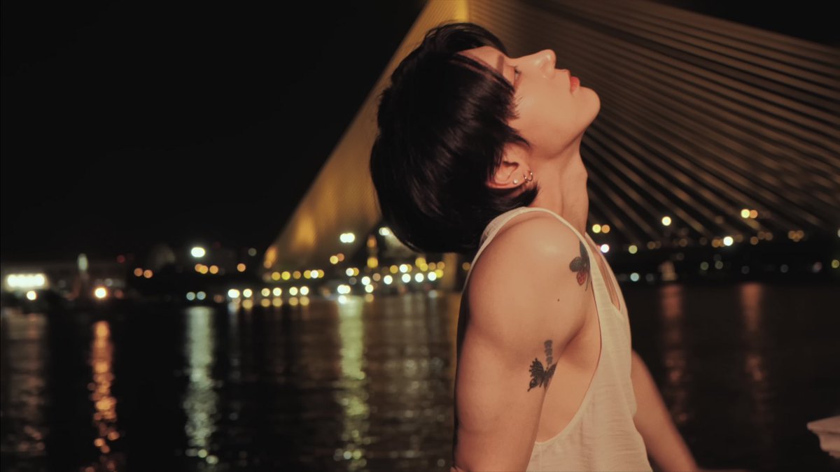 thechxyxhyun's tweet photo. T(10) - เตนล์ลี ณ กรุงเทพมหานคร https://t.co/cuBRR8ecsa