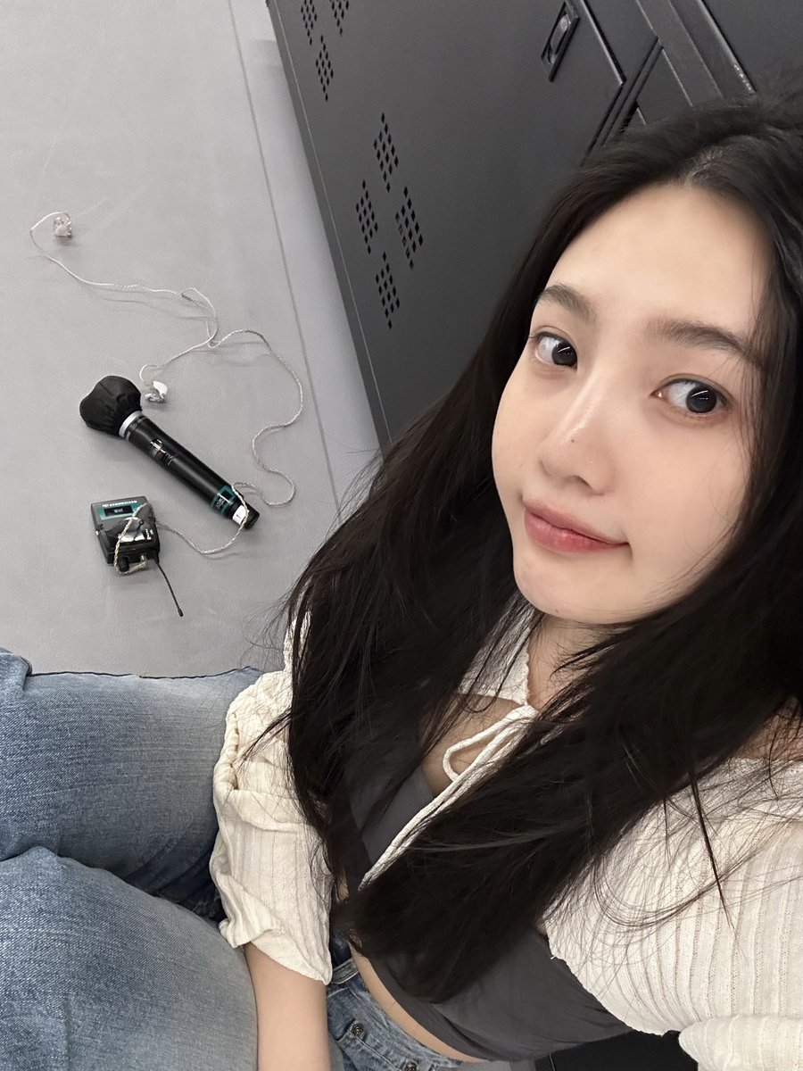 이언니 셀카각도 참 한결같아서 좋다…