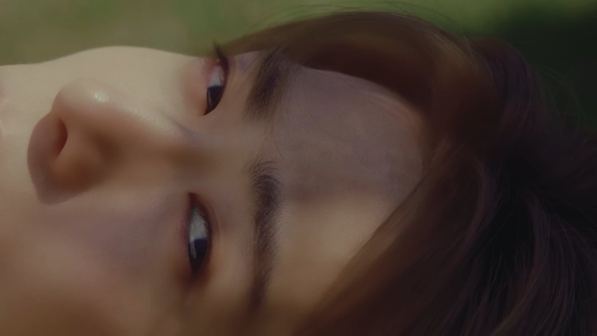 JJHLOOKS's tweet photo. jaehyun is breathtaking https://t.co/ZdZkHOuQt5