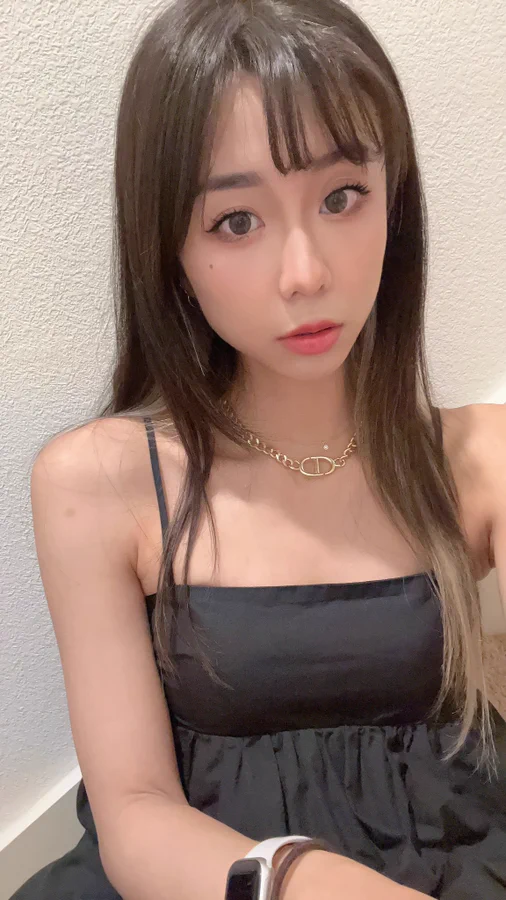 coai_co's tweet photo. Could I be ur girlfriend..? 👉🏻 https://t.co/9jAypERi9O