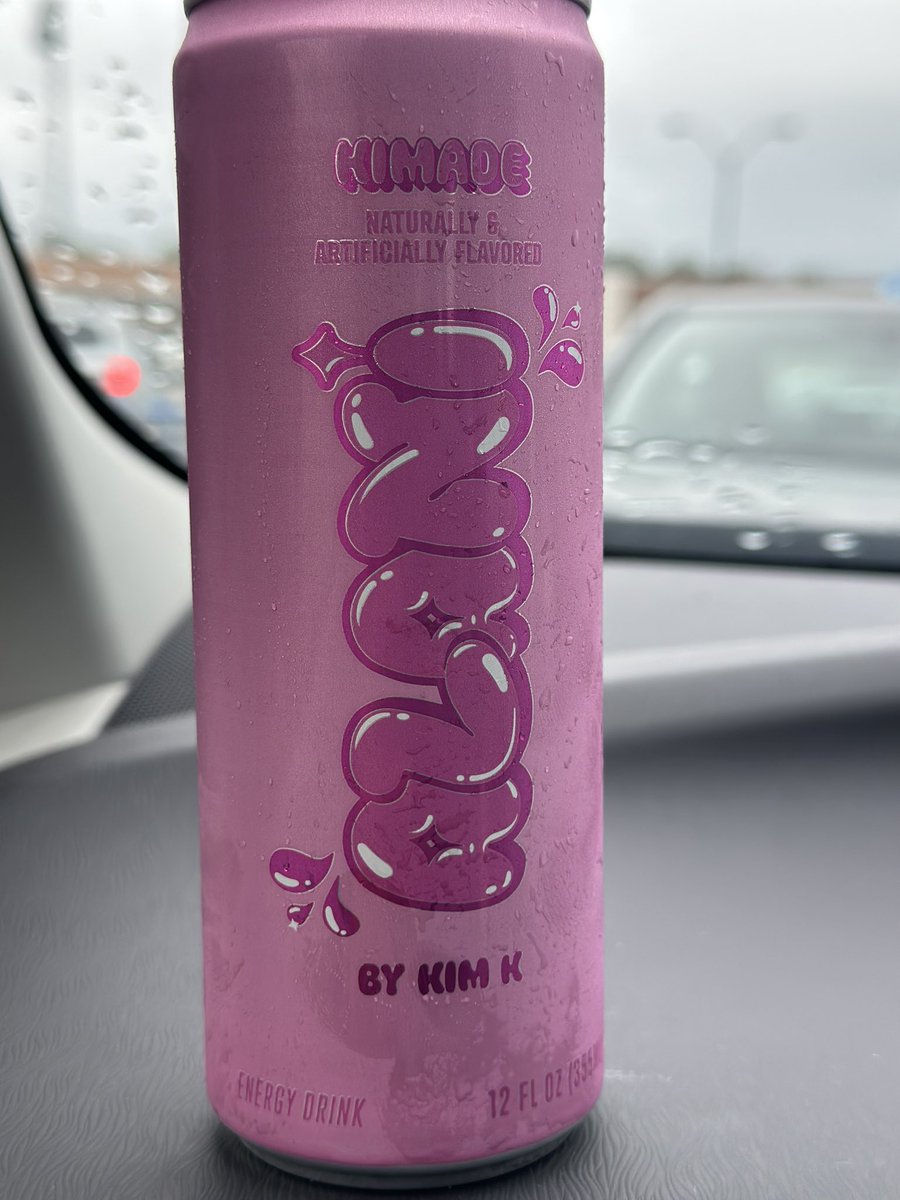 shanney32's tweet photo. @KimKardashian 😋 first time trying it! 💕yummers #Kimade https://t.co/4vPzUgSmsX