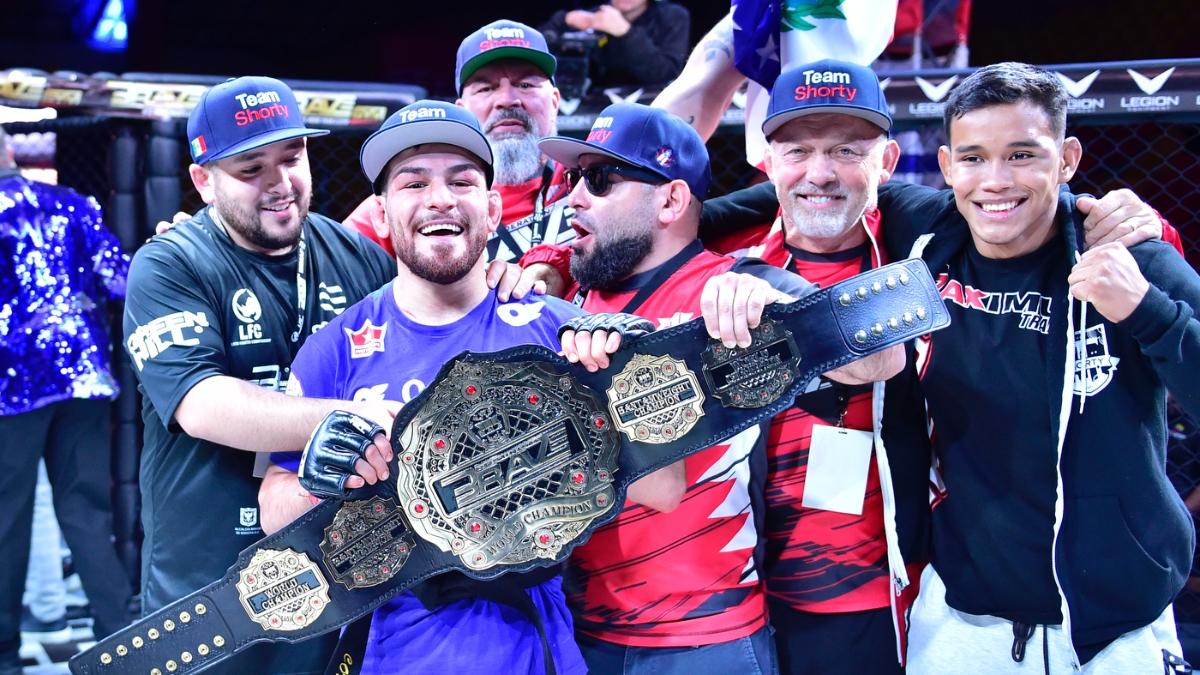 FightersOnly's tweet image. @bravemmaf 73 produced an action-packed night of fights in Bogota as @ShortyTorresMMA was crowned the promotion’s new bantamweight world champion 👑

Full story: fightersonlymag.com/latest-news/br…

#bravemma #bravecombatfederation #josetorres #shortytorres #mma #mmaresults
