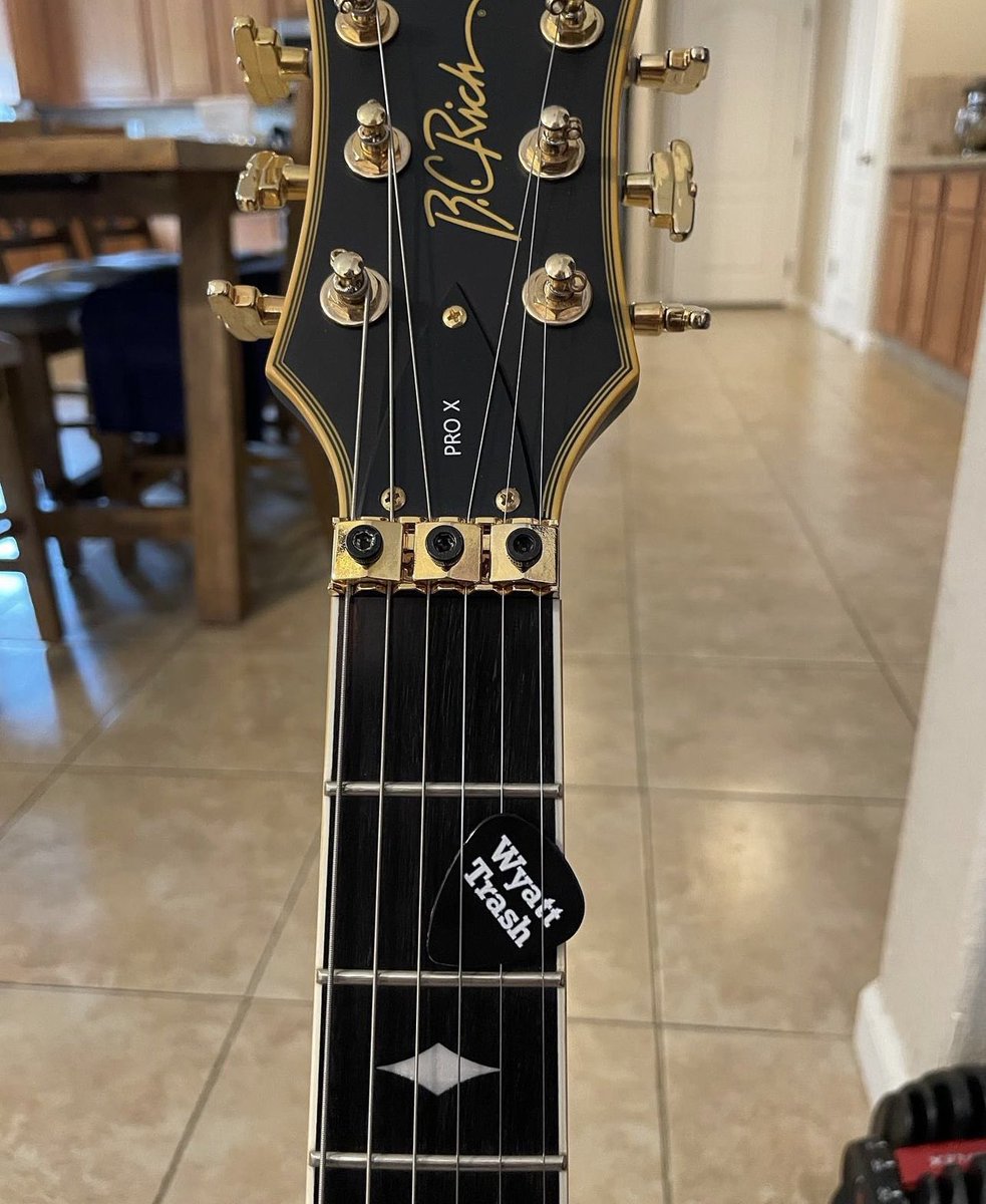 PicksCustom's tweet image. Order your custom guitar picks now! Available from 6 Picks - #guitar #picks #customguitarpicks #plektrum #bedrucken #guitarist #plectrums #guitarporn #eigenplectrum #guitarstrap #epcustoms #guitarplayer #gitarist #guitarplayer ownguitarpicks.co.uk - custompicks.com