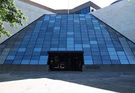 estendenciavzl's tweet photo. "Museo Alejandro Otero" es tendencia porque se cumplen 33 años de su inauguración https://t.co/B2lmTWHRUO
