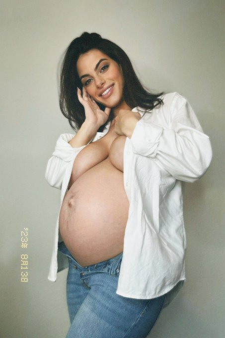 Don’t forget to subscribe to my limited time onlyfans for those who want my exclusive XXX pregnancy journey