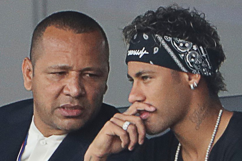 YaduKm's tweet photo. The guy who destroyed potential best player in the world.

#neymar #neymarpie #psg #AlHilal #Ronaldo #football #TransferNews https://t.co/9EcbFjsrs8