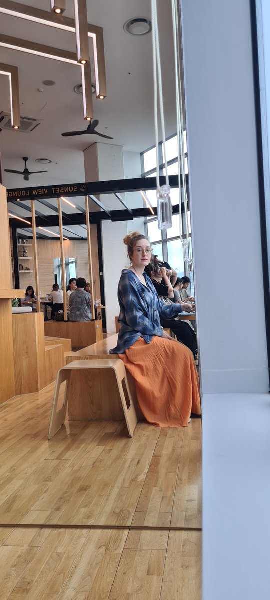 Isabwell's tweet photo. I have another #IsaInAsia vlog for you guys. In this one I went to a café with a nice view and explored #Sinchon!
➡️ https://t.co/xPvESrXLBN https://t.co/xbrvS8pzeS