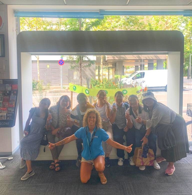 Nuestras chicas de Filipinas han disfrutado de sus vacaciones en #Barcelona y se han sentido como en casa en #TwentytuHostel🏨 Han sido nuestra familia durante unos días y hemos aprendido mucho sobre su cultura, siempre las llevaremos en el corazón 💙
Gracias por todo, miss you😢