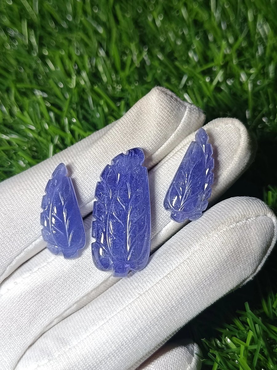 official85926's tweet image. etsy.com/your/shops/me/…

#NaturalTanzanite #LeafShape #CarvingStone #BlueTanzanite #UntreatedPrecious #Gemstone #HandCarving #Pair #DecemberBirthstone