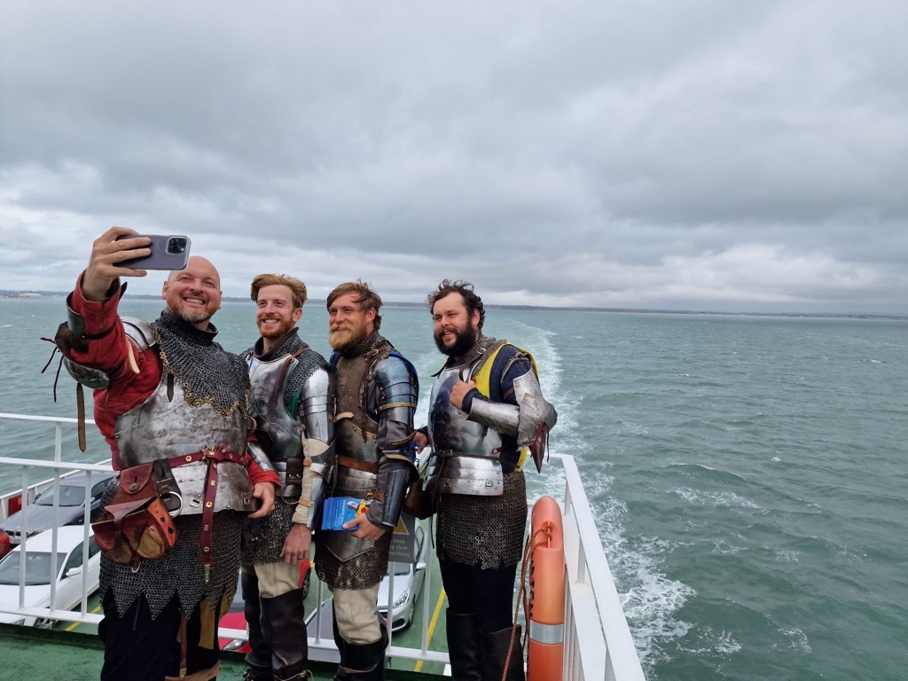 The Knights are on the way! 🚢 They're on board the @RedFunnelFerry heading to Carisbrooke Castle for the Knights' Tournament taking place from Tue 15 - Thu 17 Aug ⚔️ Come along to witness swords clash and cheer on our brave knights – who will win? 👉 bit.ly/Carisbrooke-Kn…