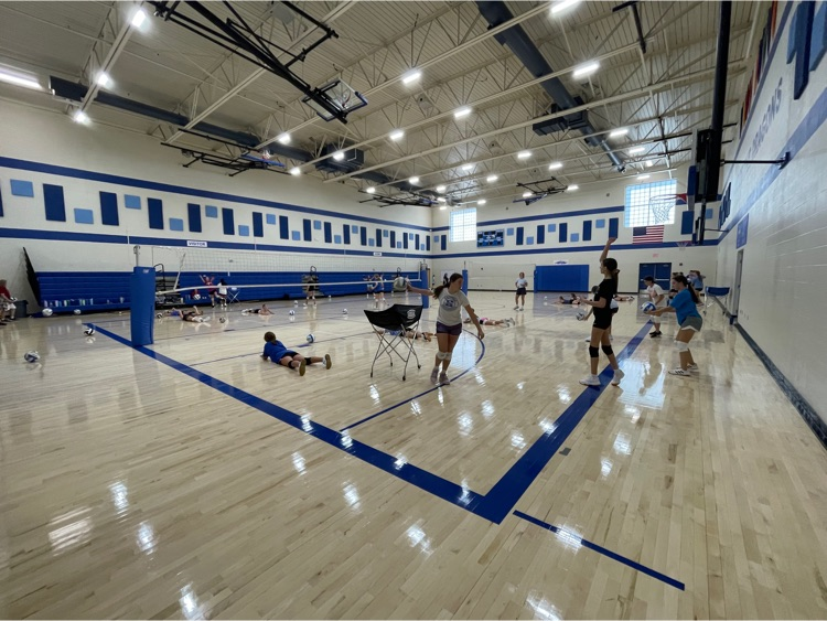 Halstead_AD's tweet photo. Fall Sports are off and running! https://t.co/KBIsrlurNg