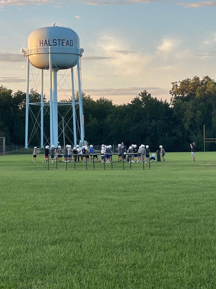Halstead_AD's tweet photo. Fall Sports are off and running! https://t.co/KBIsrlurNg