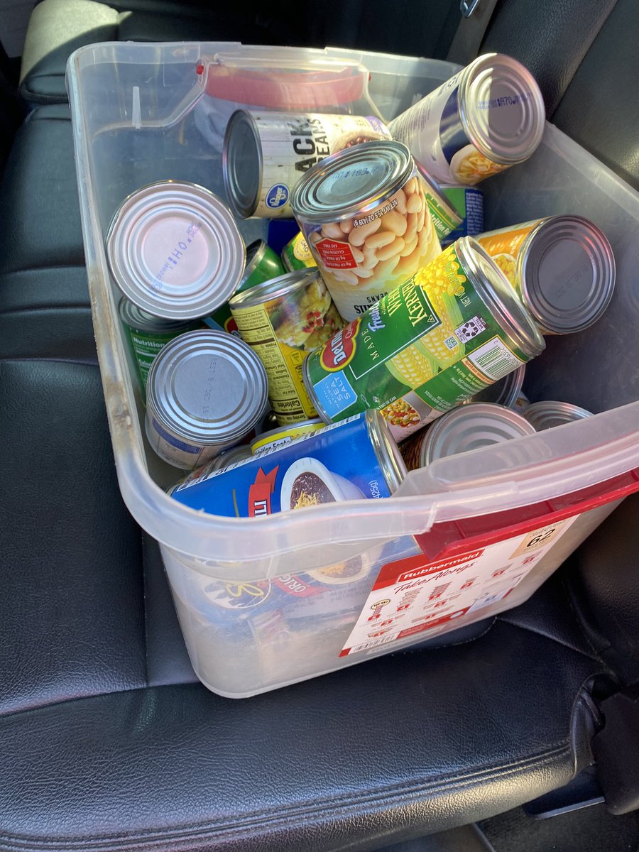 GarrisonWiggin1's tweet photo. Thankful to be in a position to help give to those in need. These pictures are from our first two week of the EHS football food drive. Also very grateful to @keltenocasek6 for being such a great leader last year and encouraging me to do the same. https://t.co/JvkZHe6oYc