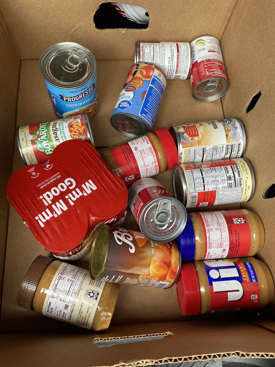 Garrison Wiggins (@garrisonwiggin1) on Twitter photo Thankful to be in a position to help give to those in need. These pictures are from our first two week of the EHS football food drive. Also very grateful to <a href="/keltenocasek6/">Kelten Ocasek</a> for being such a great leader last year and encouraging me to do the same. Thankful to be in a position to help give to those in need. These pictures are from our first two week of the EHS football food drive. Also very grateful to <a href="/keltenocasek6/">Kelten Ocasek</a> for being such a great leader last year and encouraging me to do the same.