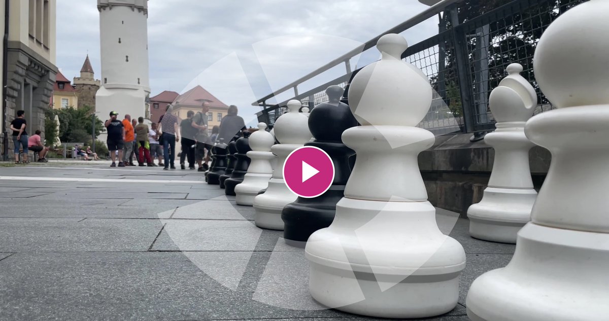 OberlausitzTV's tweet photo. Bautzen hat ein Herz für das königliche Spiel
Nach dem erfolgreichen Start im vergangenen Jahr waren in diesen Tagen Bauern, Läufer, Springer und Könige die Hauptakteure des zweiten „Bautzener Türme Open“ (Video). #bautzen
https://t.co/icK6V1gyL5 https://t.co/aRTHjK7CtE
