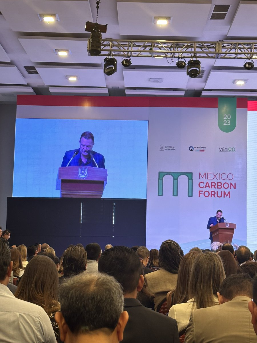 calvarezflores's tweet photo. En este momento el Gobernador @makugo acaba de declarar oficialmente inaugurado el 3er. México Carbon Forum en Querétaro https://t.co/oXQtEALckx