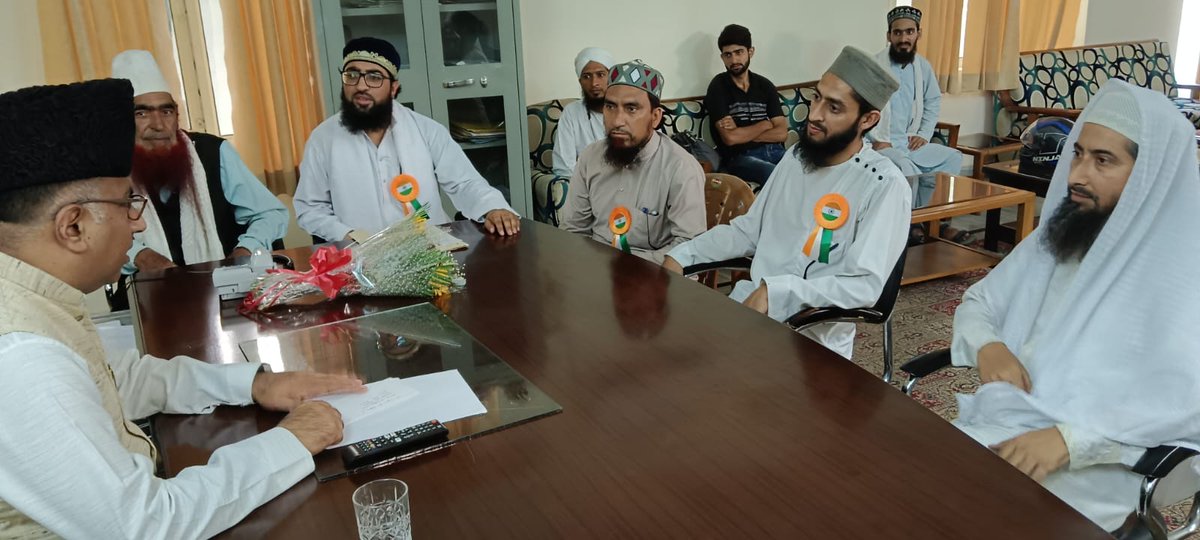 GulamAliKhatana's tweet photo. 14: BJP MP Rajya Sabha Er. Gulam Ali Khatana has congratulated the citizens of India on the 77th Independence day and appealed the people to celebrate the occasion with full dedication.

MP Khatana addressed prominent Islamic scholars here today. He said that Islam teaches peace. https://t.co/61jF3NmT3Y