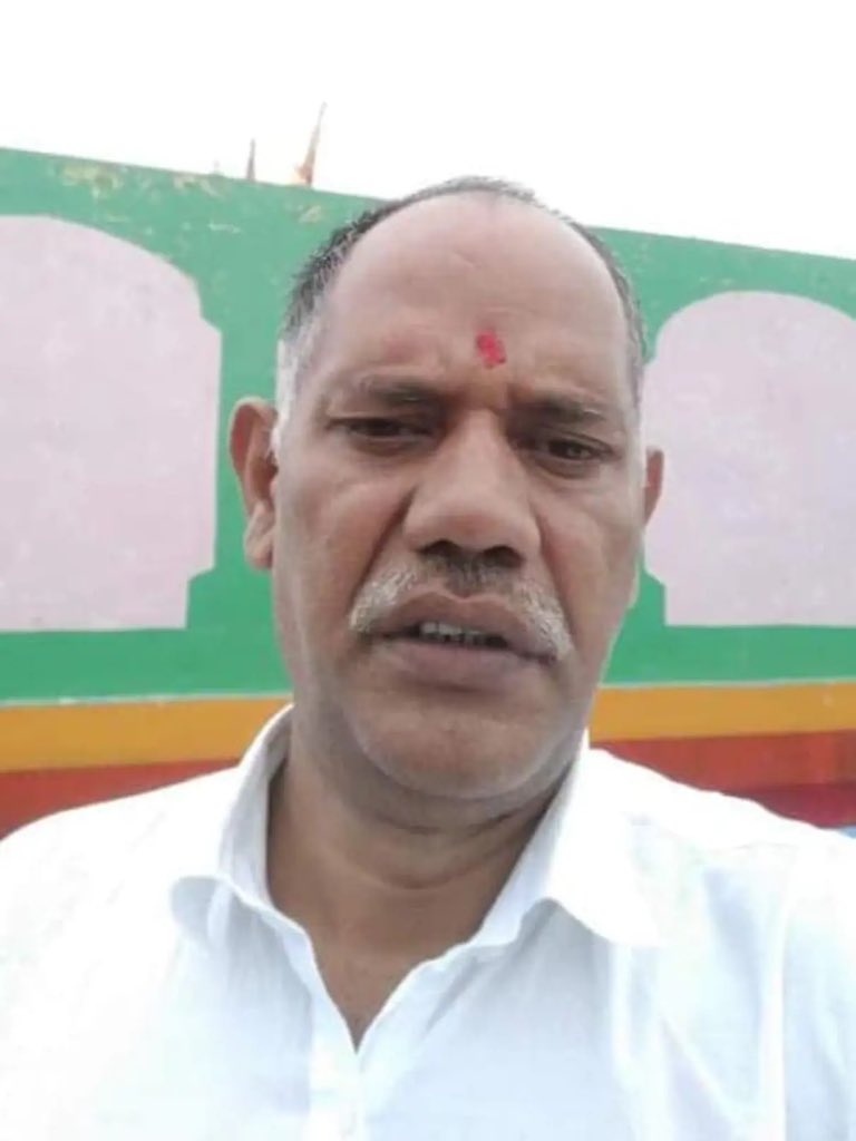 iNikhilsaini's tweet photo. The ex BDC member &amp; ex Pradhan of Nalyana village, Dharampur, gave his life while courageously rescuing a stranded family. His selflessness in the face of danger reflects the depth of human compassion. Let's remember and honor his sacrifice. 🔄 Retweet &amp; share #HimachalPradesh https://t.co/EpZ9nOkIwh