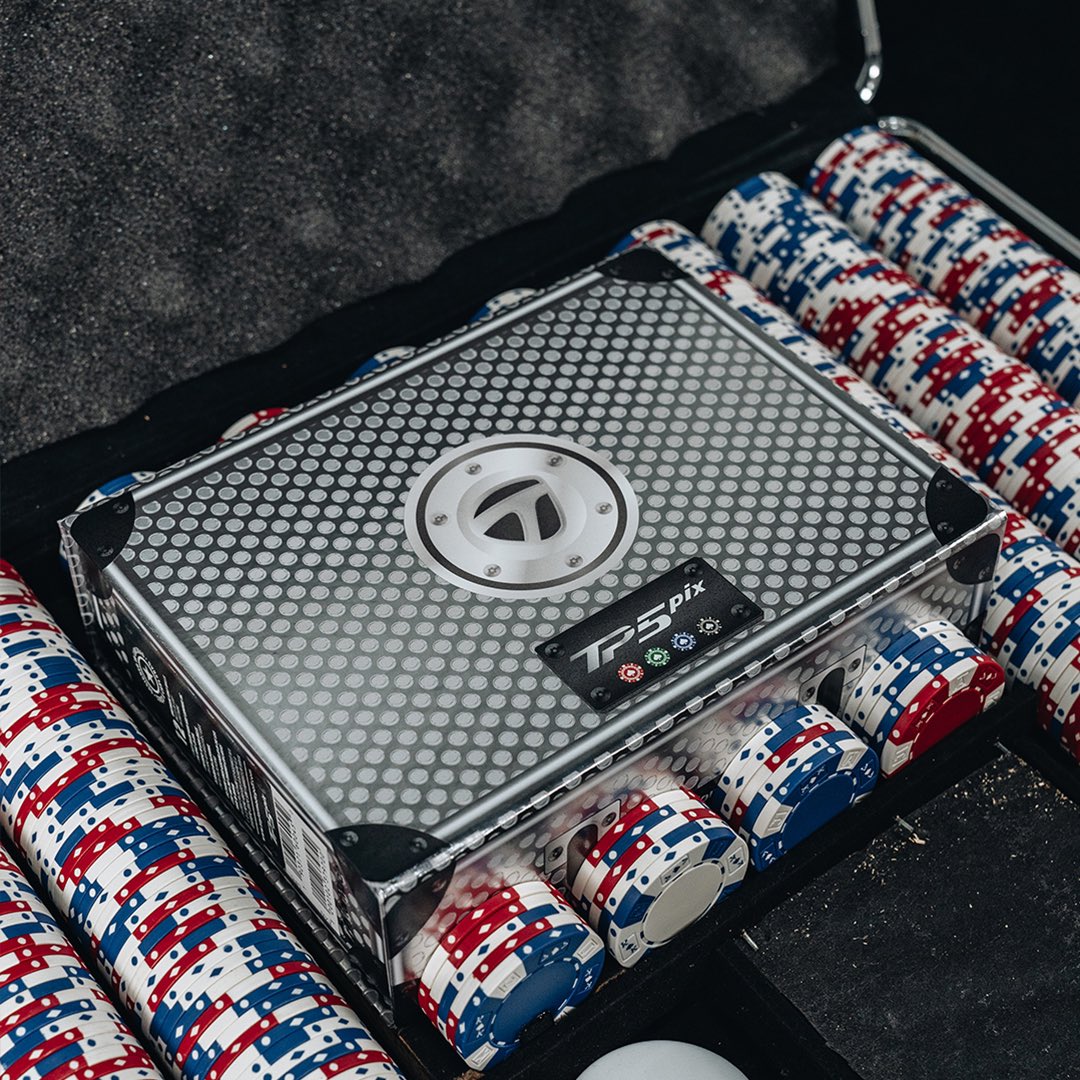 TaylorMadeGolf's tweet image. Know when to fold ‘em. Know when to hole ‘em. ♠️ 

The #TP5 Pix Poker golf balls are ready for action.  

Shop them now: tmgolf.co/XPixPoker