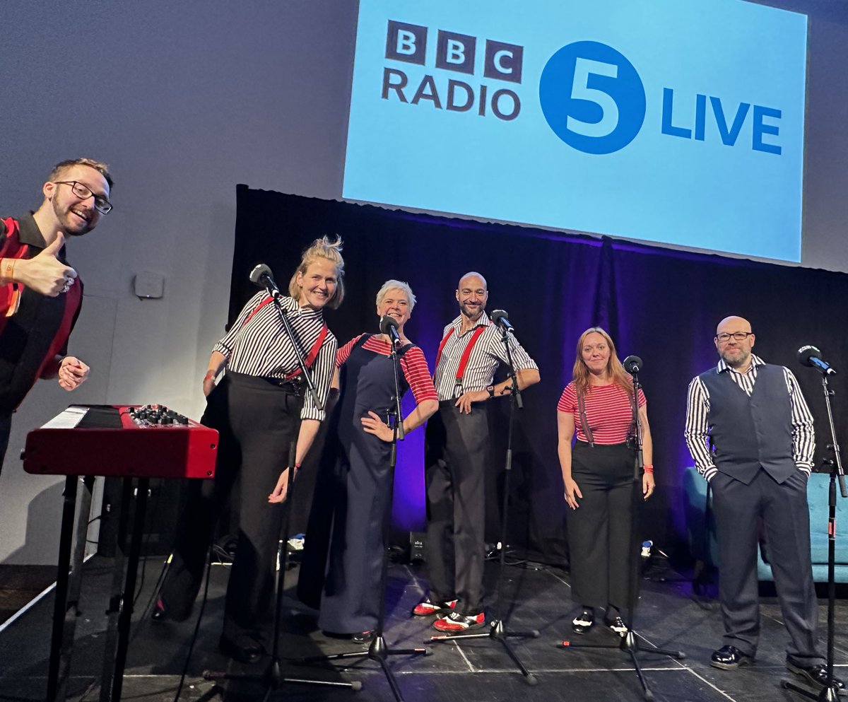 Adored hearing <a href="/TheShowstoppers/">Showstopper! The Improvised Musical</a> on <a href="/bbc5live/">BBC Radio 5 Live</a> today from #EdFringe where they created 4 phenomenal mini musicals! Brings back fond memories of their BBC Radio 4 show in 2011! 
The portrayal of the emotions in each song were utterly exquisite. Brought tears to my eyes. Beautiful❤
