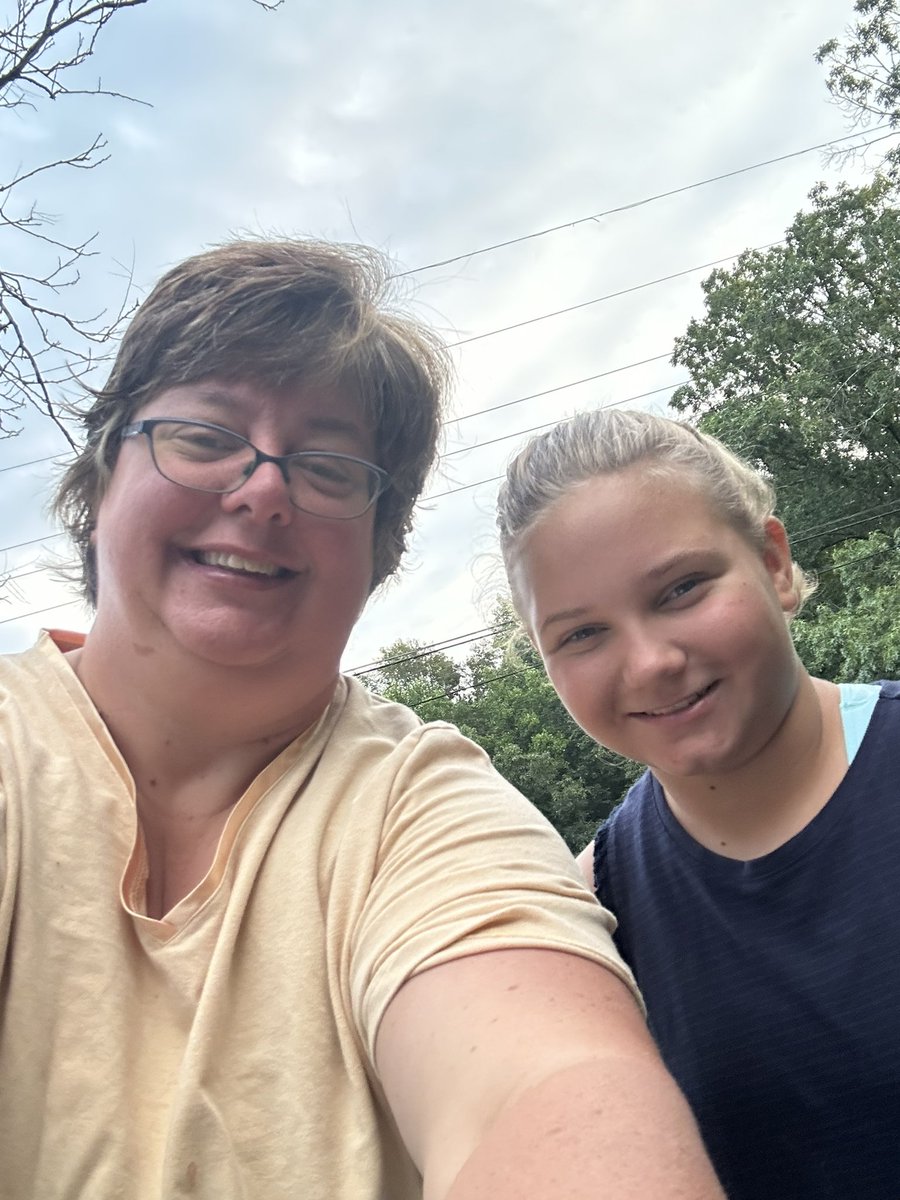 SarahKnott4's tweet image. Big day for Lila as she starts 6 grade and year 27 for Coach Knott #mafirstday