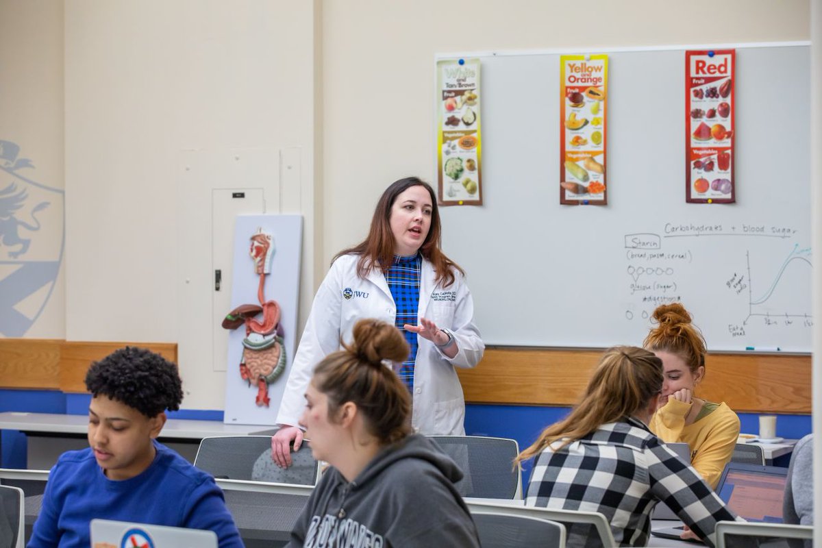 Congratulations to associate professor Kara Cucinotta ’06 on winning the Rhode Island Academy of Nutrition &amp; Dietetics Outstanding Dietitian of the Year Award. 🏆 #JWUAlumni