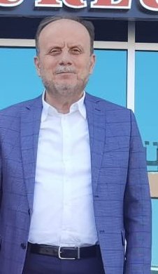 Bu ne efendim çok yakışmış sakal
<a href="/mehbaykan/">Mehmet Baykan</a> 🤍🤍