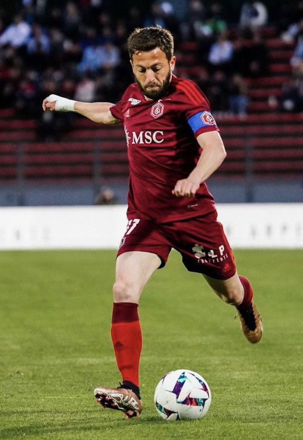 Fécé Force 12 🔴⚪️⚽️ tweet media