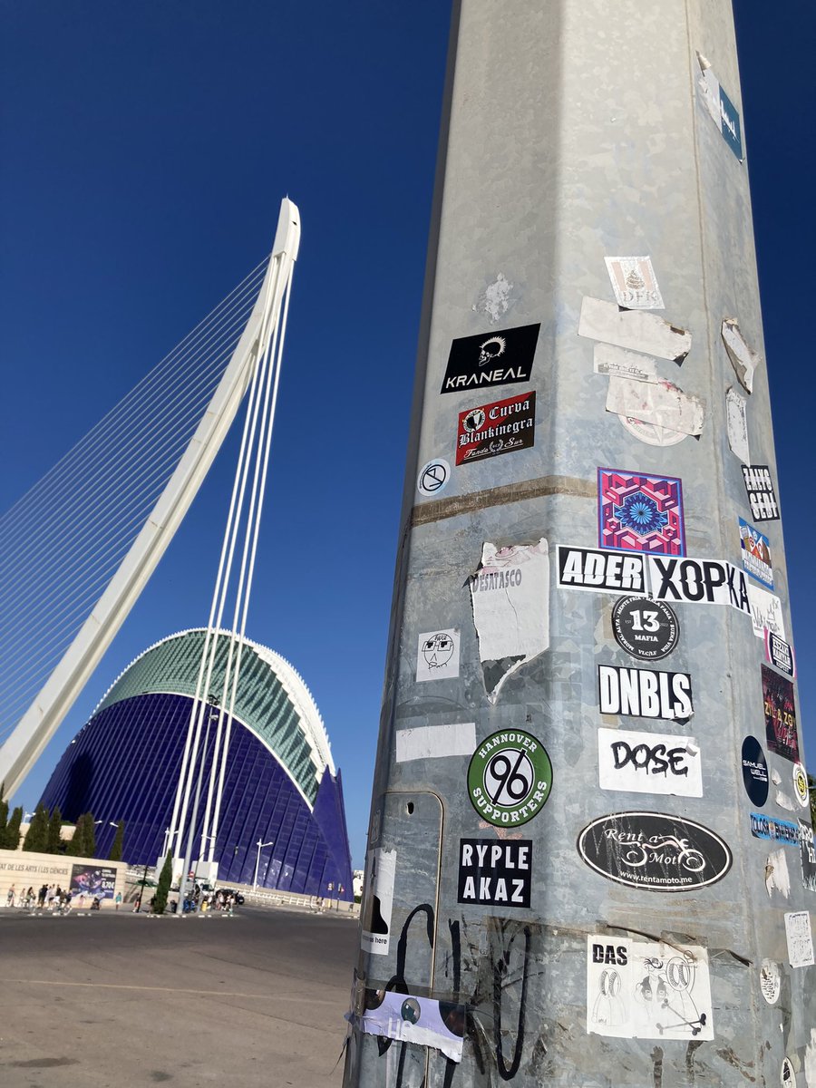 Grüße aus Valencia! 🖤🤍💚👋🏼 #h96