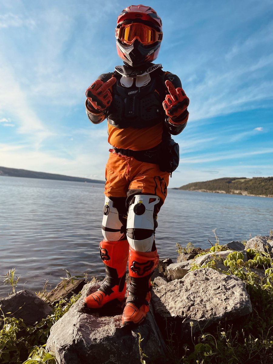 Happy MX Monday! #MxMonday

📸 <a href="/PupStraps/">Straps</a>