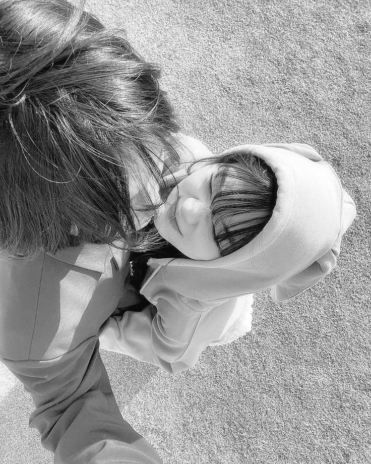 TylerArm_ni's tweet photo. Passando só pra postar uma foto com a minha princesinha, porque hoje nós completamos 1 mês de namoro. Eu amo tanto a minha garota e faço qualquer coisa por ela. Sou completamente rendido e é isso. Eu te amo, minha Luninha.💕 https://t.co/VPEYkyPLl2
