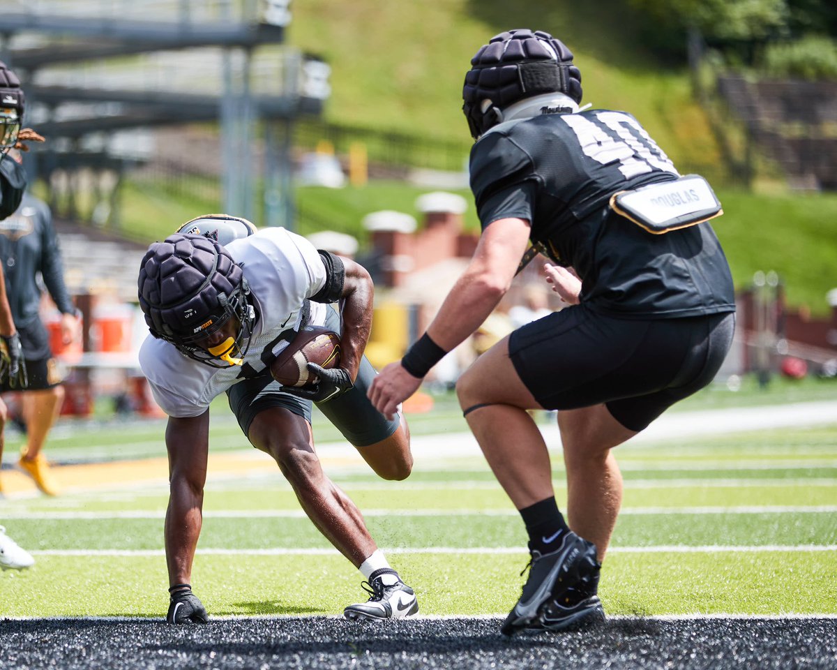 App State Football tweet media