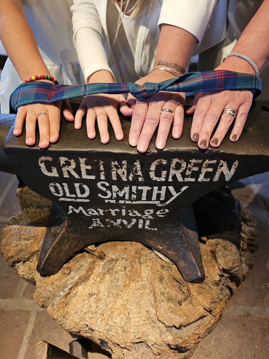 So today we did a thing... renewing our vows with the girls as our witnesses...#family
#loveislove #allgirlstogether #10years <a href="/GretnaGreen1754/">Gretna Green</a>