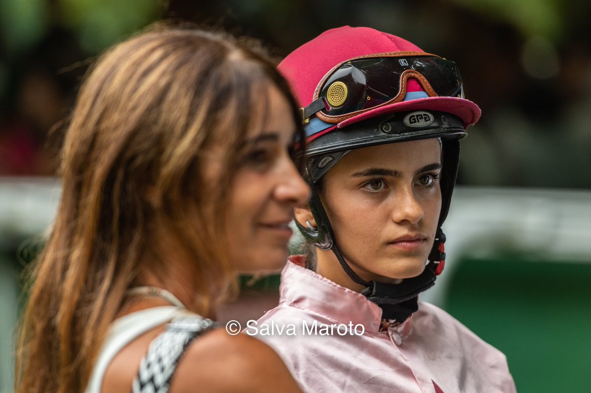 Nieves García &amp; Daniela Rodriguez García. 
Madre e hija. 
🏇🏻
<a href="/Nieves07garcia/">nieves garcia</a> <a href="/Daniela_rg5/">Daniela Rodriguez</a>