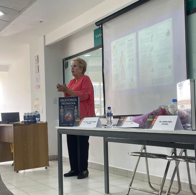 LCF_UNAM's tweet photo. #ENaCiF presente en el Congreso Internacional #EPPENS, les invitamos a la presentación del libro: "Anatomía humana".🧠🫁🫀👤 con la participación de la Dra. Patricia Herrera, el Dr. Óscar Vidrio y la Dra. Adelina Rojas. https://t.co/tahABLkcp3