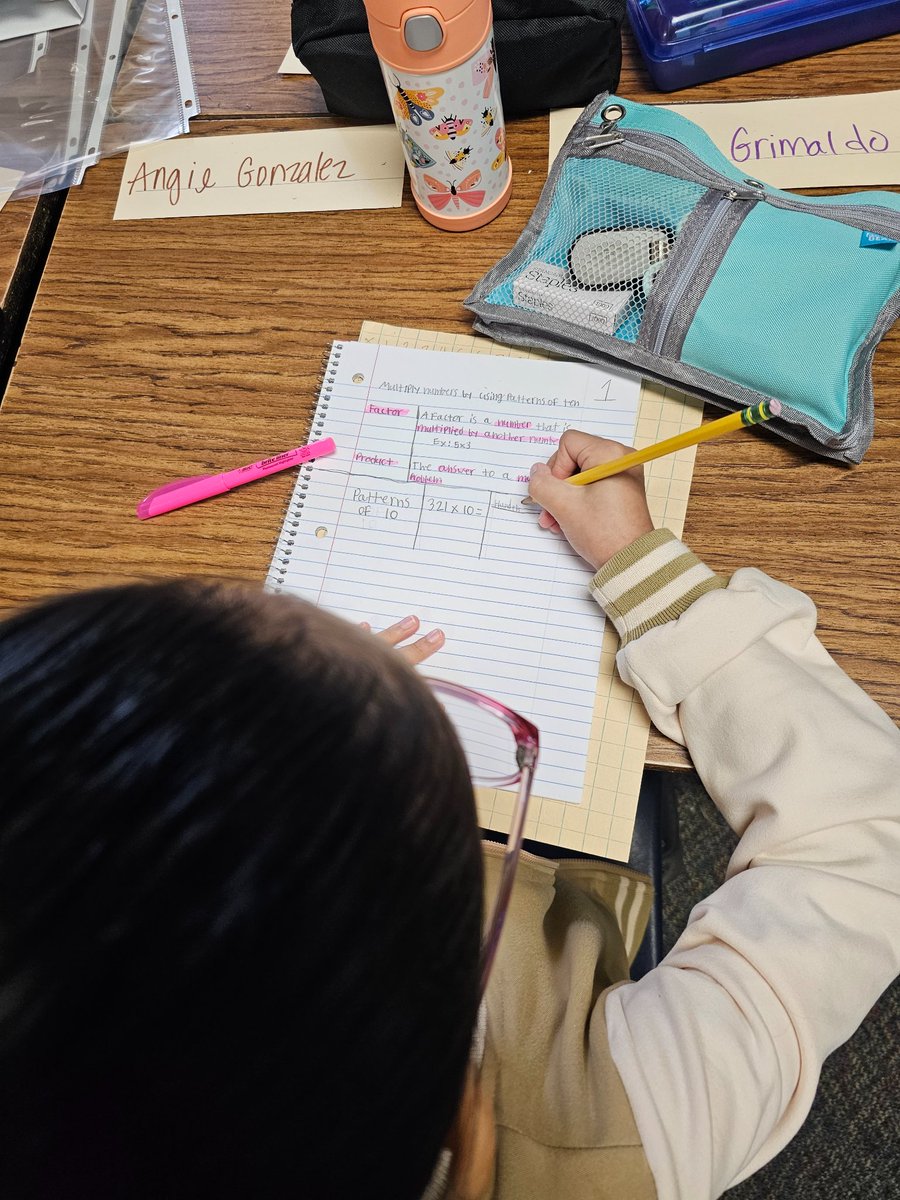Ms_T_Jackson_'s tweet photo. It's Day 4? We accomplished so much in such a small chunk of time. We created an AVID Treatments Agreement, set up our AVID Binders &amp; identified the difference between a growth and fixed mindset. It's going to be an ADVENTUROUS year! @Youens_Gators 
@AVID4College 
#believeyoucan https://t.co/AQhjJoYeLe