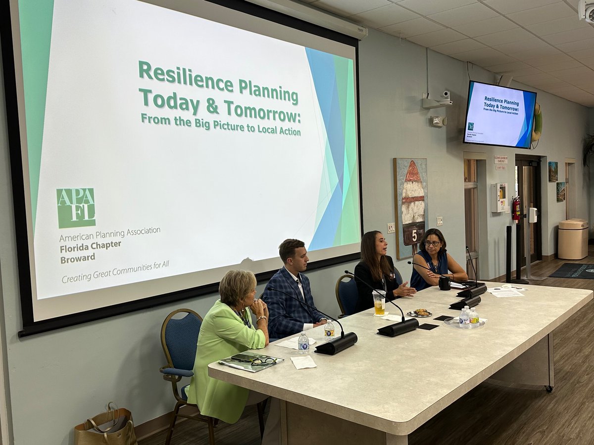 FAU Center for Urban and Environmental Solutions tweet media