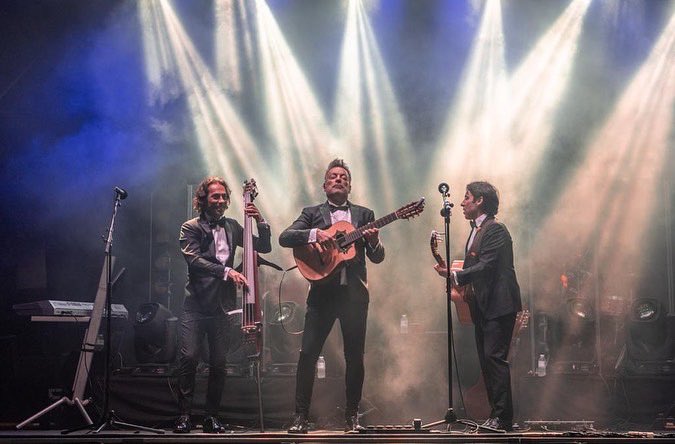 Cafe_Quijano's tweet photo. 🎙️ ¡Qué noche en @luancoalmar!
¡Gracias amig@s!
Hoy continuamos en los #CaprichosMusicales de #Comillas
¡Sigamos disfrutando!
🎸🎸🎸
#CafeQuijano #Cantabria #Asturias #ManhattanTour23 #concierto
📸 @LuancoAlMar https://t.co/0QGlMrefES