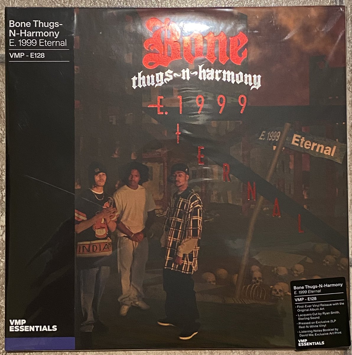 davidcovfefe's tweet photo. New arrivals. #PiecesOfVinyl #Noine https://t.co/mnPtLIBfkN