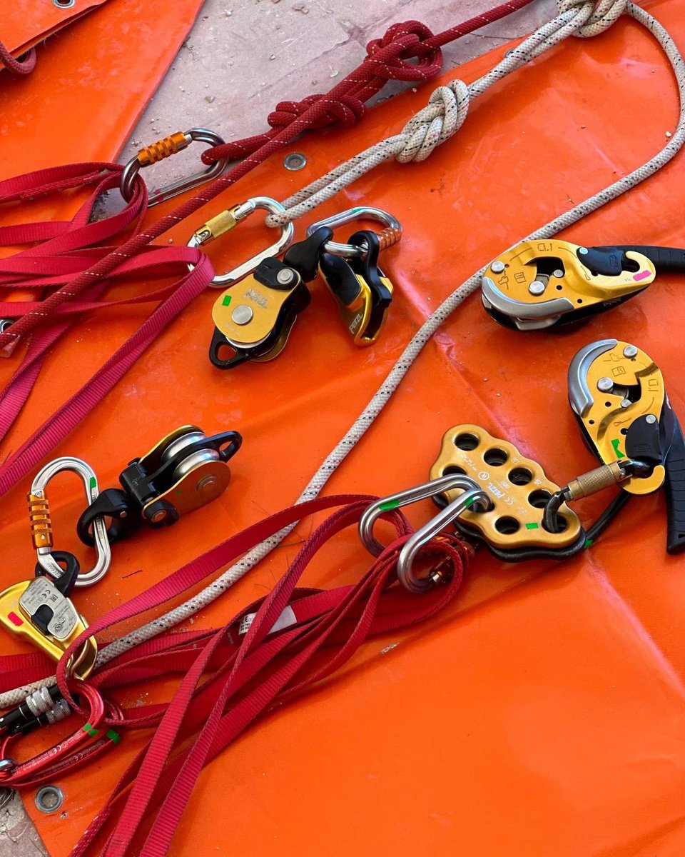 This course was highly interesting and a rewarding development opportunity for our staff as well as another example of our continuous improvement philosophy.

#PremierFireGR 🎥🔥🚒
 
#MadeInGreece #EventSafety #healthandsafety #filmsetlife #firerescue