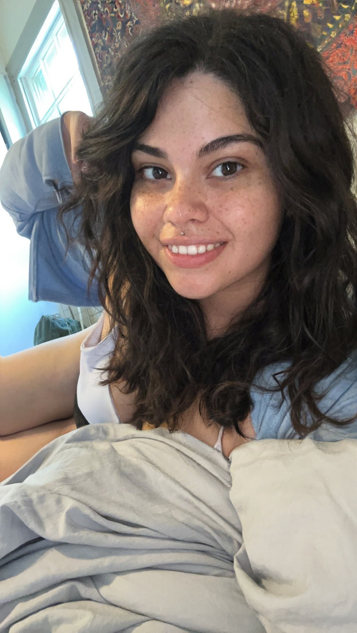 Molly Ze Dolly on X: No makeup Monday again already?? #NaturalBeauty  #Latina #selfie #Smile t.co52j65fjwC1  X