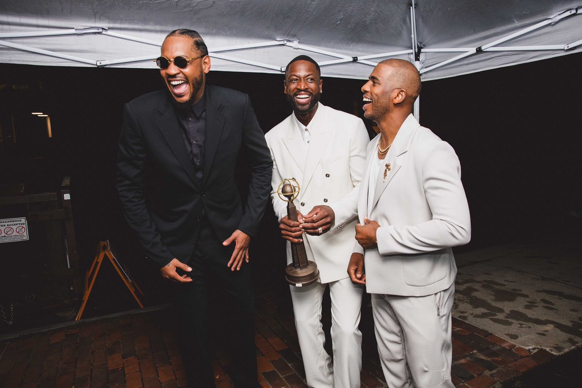 BrasilCarmelo's tweet photo. RT @carmeloanthony: Proud of my brother @DwyaneWade https://t.co/RgPpWefs7O