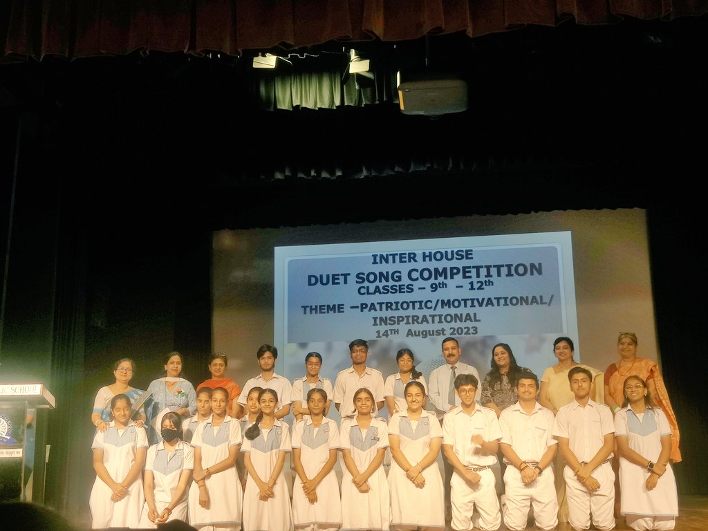 NeeruShahani's tweet photo. As  part of Independence day celebration Duet song competition was held for X-XII . Songs invoked strong sense of patriotism.Wide range of songs were presented demonstrating love for  Country.The atmosphere resplendent with feeling of belonging &amp; pride.@Ahlconpublic1 @MamthaSays https://t.co/imHAtPQjGi