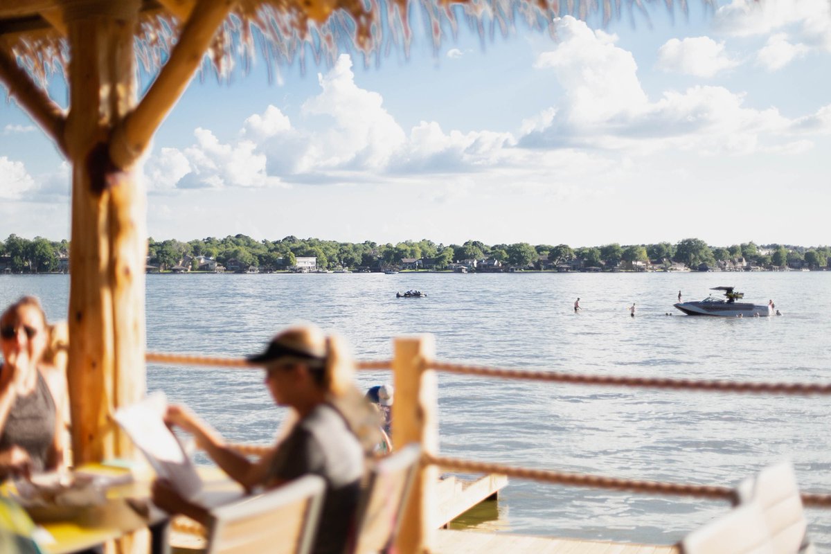 Margaritaville Lake Conroe tweet media