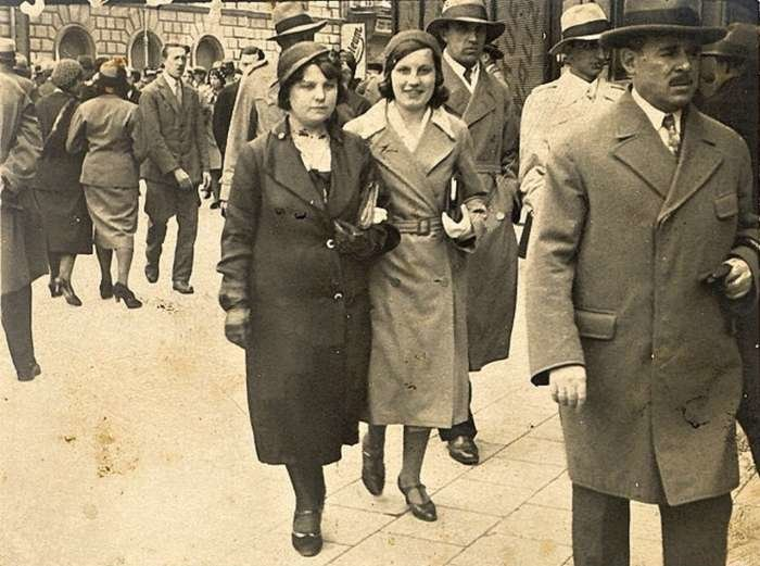LesyaUA7Evropa's tweet photo. 1924 рік
Львів  і Москва https://t.co/cT8g0mPGBa