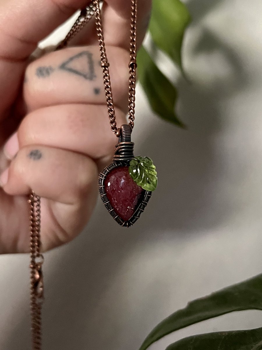 Teensy rhodonite strawberry 🍓