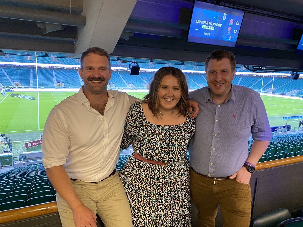 Great day out at Twickenham to watch 🏴󠁧󠁢󠁥󠁮󠁧󠁿 v 🏴󠁧󠁢󠁷󠁬󠁳󠁿 Fabulous to be with and say thanks to our friends @WalcotWarriors <a href="/BR_Foundation/">Bath Rugby Foundation</a> … especially in the <a href="/irwinmitchell/">Irwin Mitchell</a> box 🙌🏻🏉