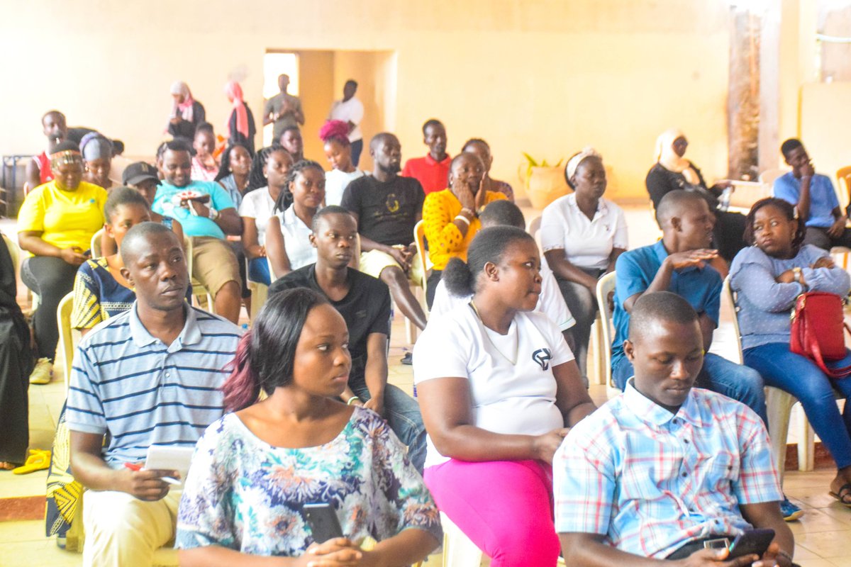 AjendaKenya's tweet photo. We celebrated IYD with Youth Serving Organization and Youth Thematic of  @CoastRights at Nyali fellowship in Mnazi Moja Mombasa. We had a panelist discussion on green skills and the contribution of youth towards it's future. https://t.co/nr022a2Blz