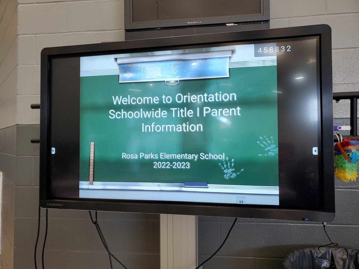 DH_ParentMentor's tweet image. Rosa Parks Orientation and Information day! So great to see all of our families and all of the agencies that support our local community!  It takes a village!  Proud to be a Middie!!  
#MiddieRising
#ParentMentorsRock